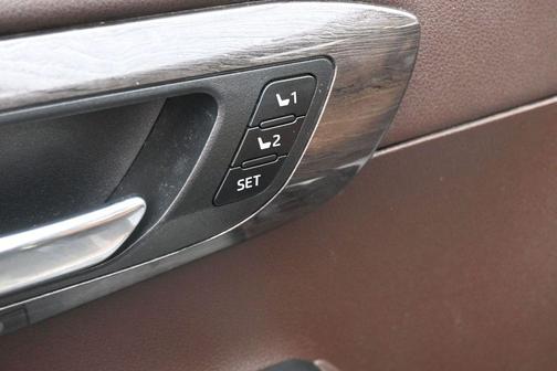 Opulent Amber 2022 Toyota Highlander Platinum