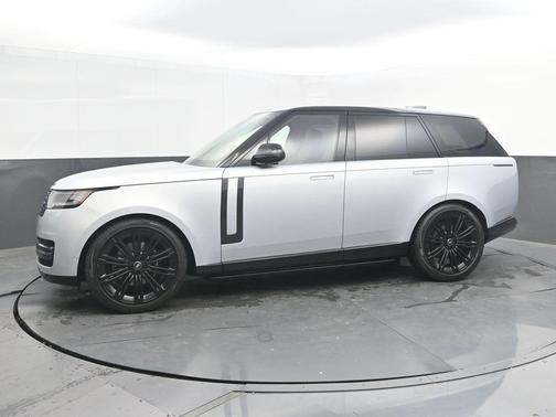 Hakuba Silver 2024 Land Rover Range Rover P400 SE