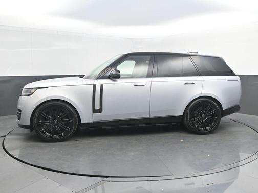 Hakuba Silver 2024 Land Rover Range Rover P400 SE