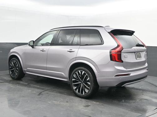 2026 Volvo XC90 B6 ULTRA