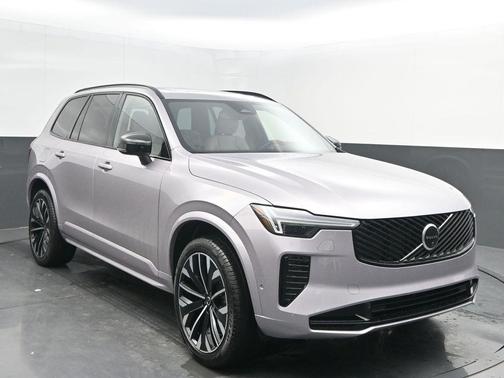 2026 Volvo XC90 B6 ULTRA