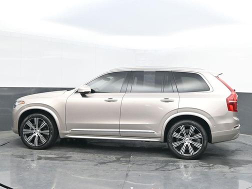 2024 Volvo XC90 B6 Ultimate Bright Theme 7-Seater