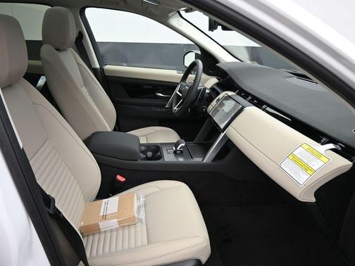 2025 Land Rover Discovery Sport S