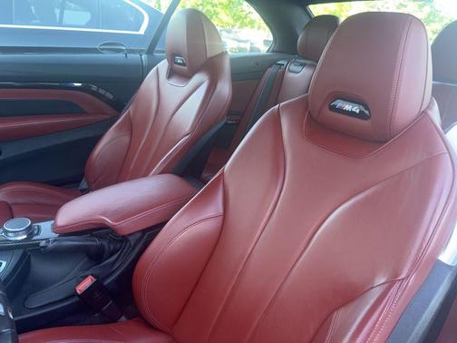 Sakhir Orange II Metallic 2020 BMW M4 Base