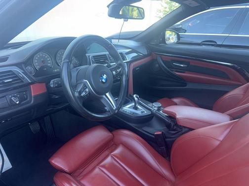 Sakhir Orange II Metallic 2020 BMW M4 Base