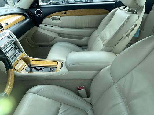 2002 Lexus SC 430