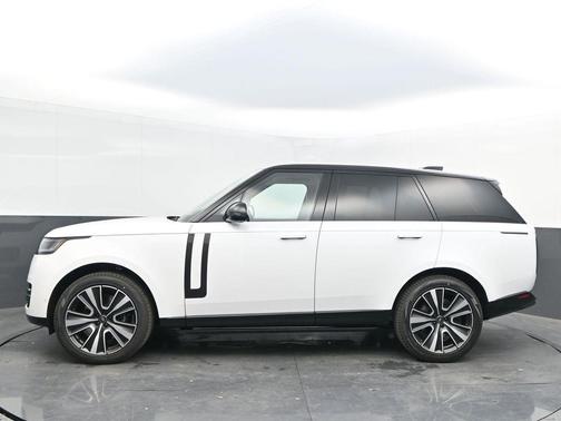 2025 Land Rover Range Rover P530 SE