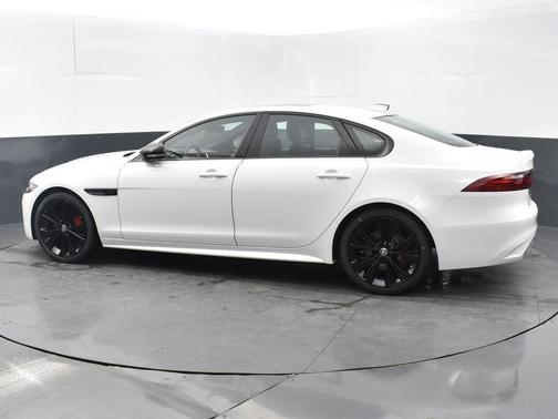2024 Jaguar XF R-Dynamic SE