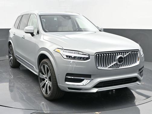 2025 Volvo XC90 Plug-In Hybrid T8 Plus 7-Seater