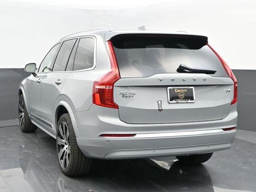 2025 Volvo XC90 Plug-In Hybrid T8 Plus 7-Seater