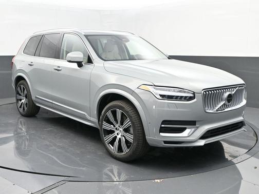 2025 Volvo XC90 Plug-In Hybrid T8 Plus 7-Seater