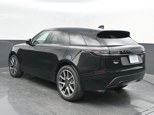 2026 Land Rover Range Rover Velar P250 Dynamic SE