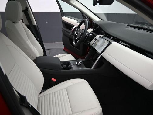 2025 Land Rover Discovery Sport S