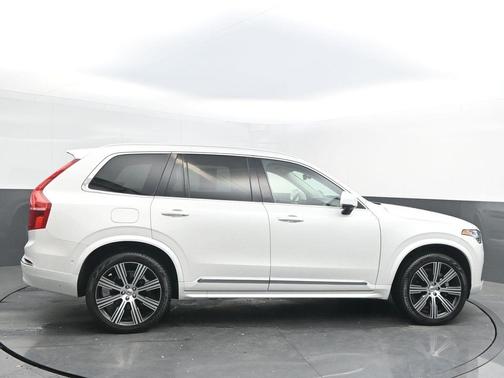 2024 Volvo XC90 B6 Plus Bright Theme 7-Seater