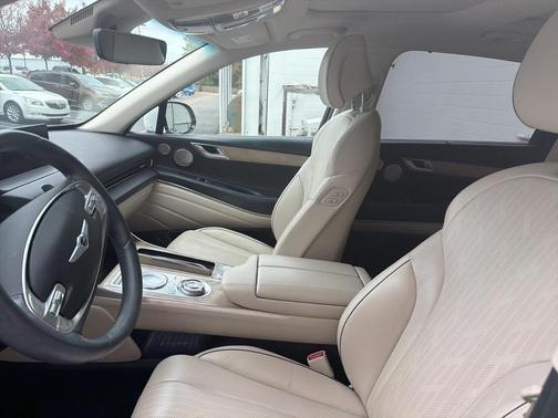 2022 Genesis GV80 2.5T