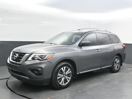 2020 Nissan Pathfinder S