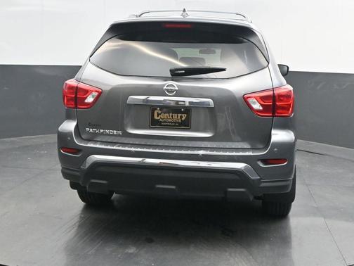 2020 Nissan Pathfinder S