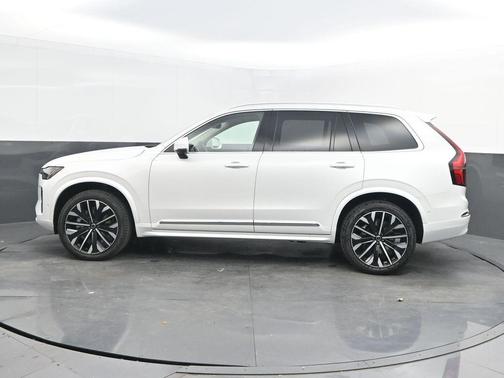 Crystal White Pearl 2026 Volvo XC90 B6 Ultra 7-Seater