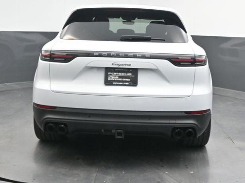 2022 Porsche Cayenne Platinum Edition