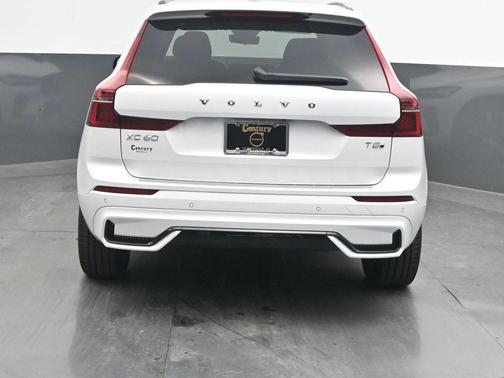 2026 Volvo XC60 Plug-In Hybrid T8 Core