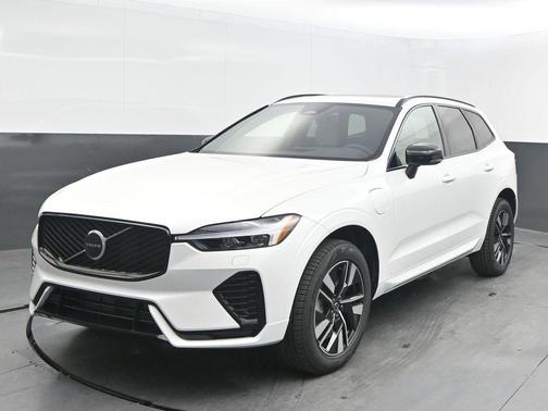 2026 Volvo XC60 Plug-In Hybrid T8 Core