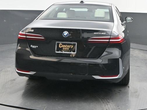 2026 BMW i5 eDrive40