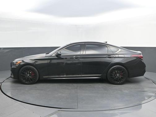 Victoria Black 2018 Genesis G80 3.3T Sport