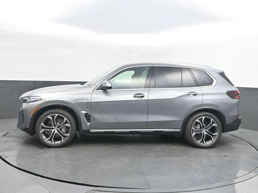 0C4W 2026 BMW X5 PHEV xDrive50e