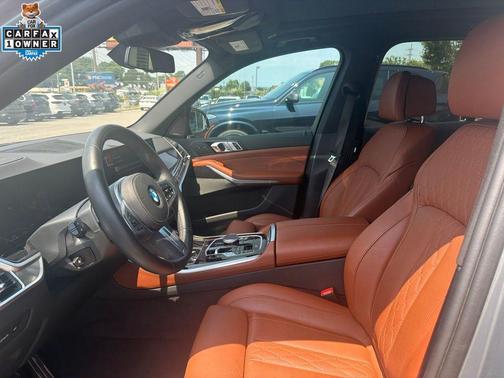 Skyscraper Gray Metallic 2024 BMW X5 sDrive40i