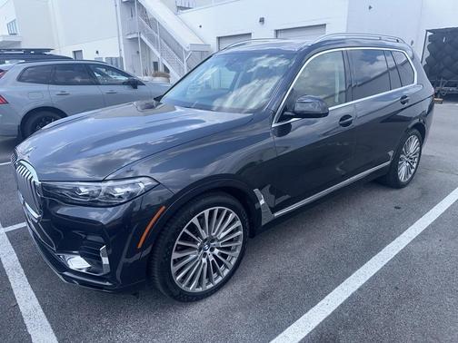 2021 BMW X7 xDrive40i