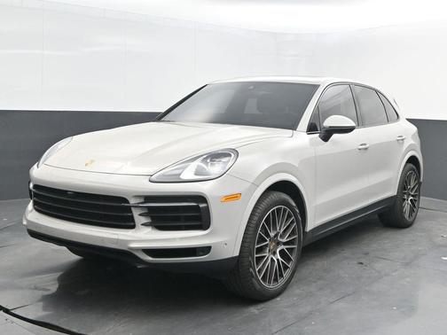 2022 Porsche Cayenne 