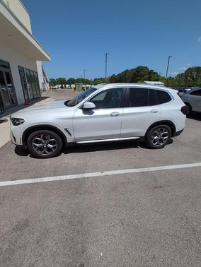 Mineral White Metallic 2023 BMW X3 xDrive30i