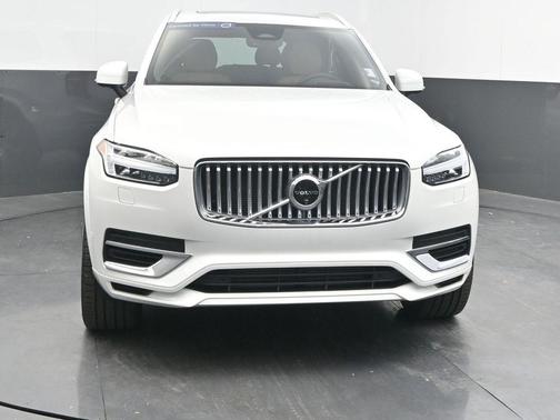 2024 Volvo XC90 Recharge Plug-In Hybrid T8 Ultimate Bright Theme 7-Seater