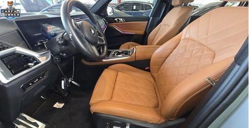 Brooklyn Gray Metallic 2024 BMW X7 xDrive40i