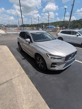 Silver 2023 Volvo XC60 B5 Plus Bright Theme