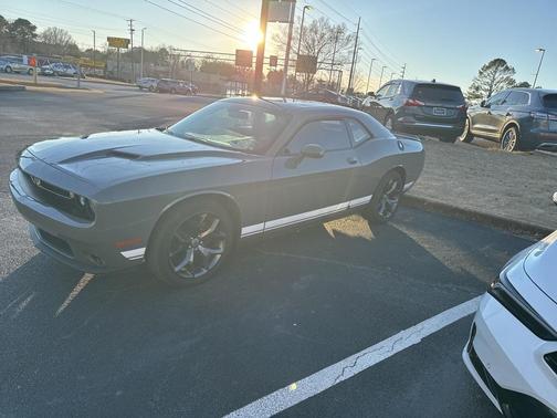 2017 Dodge Challenger SXT