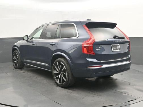 Denim Blue Metallic 2024 Volvo XC90 B6 Ultimate Bright Theme 7-Seater