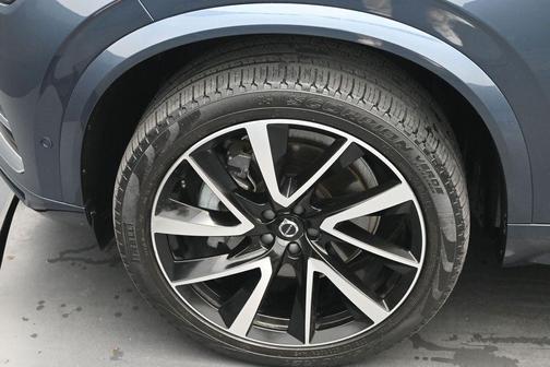 Denim Blue Metallic 2024 Volvo XC90 B6 Ultimate Bright Theme 7-Seater