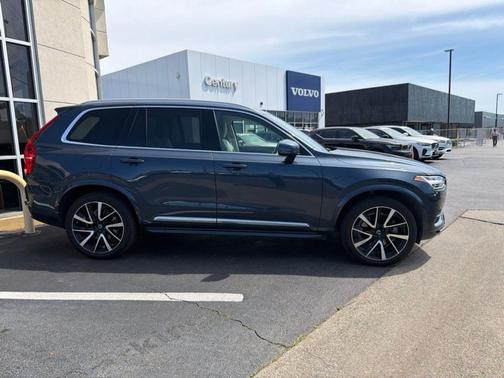 Denim Blue Metallic 2024 Volvo XC90 B6 Ultimate Bright Theme 7-Seater
