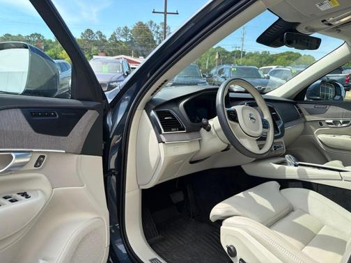 Denim Blue Metallic 2024 Volvo XC90 B6 Ultimate Bright Theme 7-Seater