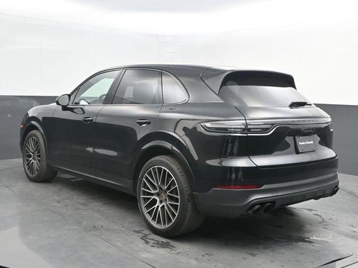 2022 Porsche Cayenne S