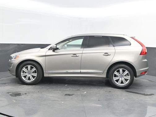 2016 Volvo XC60 T6 Drive-E