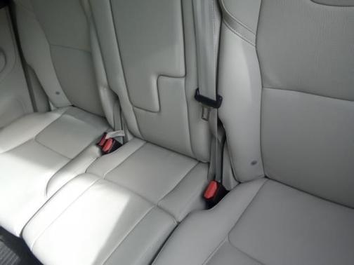 2024 Volvo XC90 B6 Plus Bright Theme 7-Seater