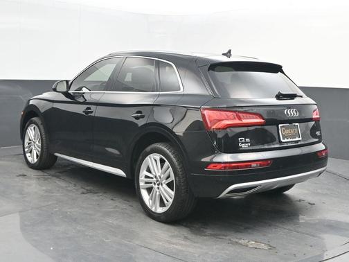 2018 Audi Q5 2.0T Premium Plus