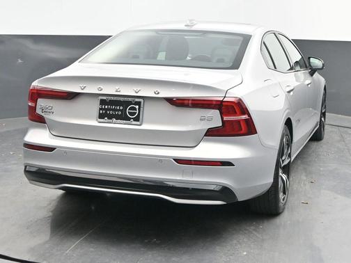 2025 Volvo S60 B5 Core