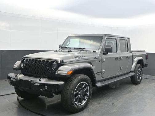 2023 Jeep Gladiator Sport