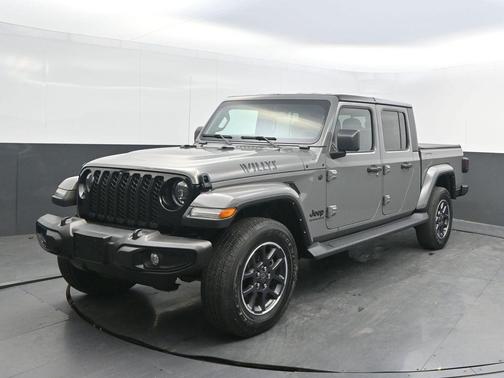 2023 Jeep Gladiator Sport