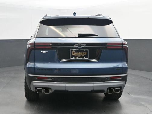 Lakeshore Blue Metallic 2025 Chevrolet Traverse Z71