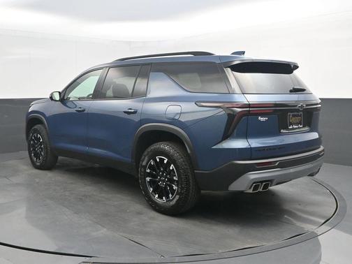 Lakeshore Blue Metallic 2025 Chevrolet Traverse Z71