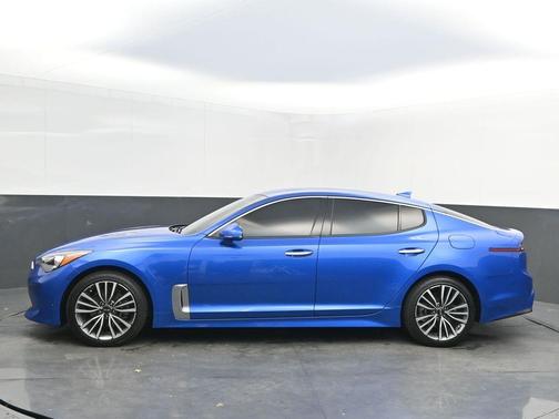 2019 Kia Stinger Base
